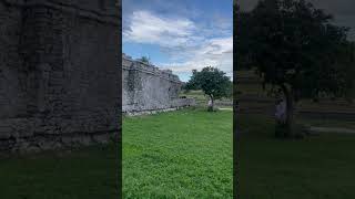 Tulum Un Pueblo Maya Sobre el Acantilado del Caribe olmecas indios chichimecas prehistoria [upl. by Hairej]