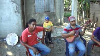 Gabriel Molina desde arismendi de barinas cantando quotllorando sobre la rejaquot d su primer produccion [upl. by Anzovin]