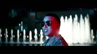 Daddy Yankee ft Ozuna La Rompe Corazones Video Oficial [upl. by Ydnam]