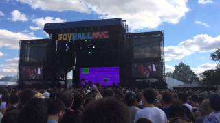 Julian Casablancas  Instant Crush LIVE at Governors Ball [upl. by Atinuaj]