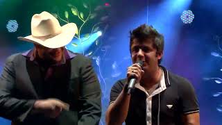 Zé Ricardo e Thiago ft Cristiano Araújo  COPO DE VINHO HD  DVD Ao Vivo Em Goiânia 2011 [upl. by Byran839]