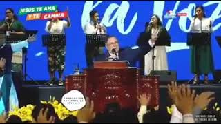 Rev Carlos Guerra  Adoración Pacientemente Espere En Jehova [upl. by Hamas]