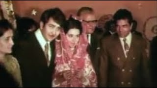 Randhir Kapoor and Babita wedding ceremony 1971  rare video Rishi Kapoor present [upl. by Gomar114]