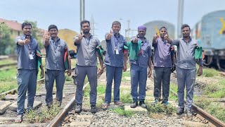 A day in the life of a Pointsman SouthernRailway Trains IndianRailways pointsman [upl. by Nabru]