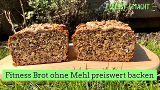 Brot ohne Mehl  Eiweiß Brot LowCarb [upl. by Eleahcim]