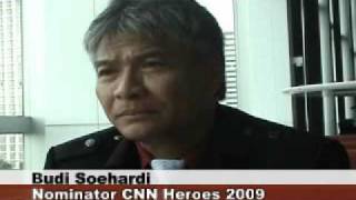 Budi Soehardi CNN Heroes 2009 Part1  wwwKabariNewscom [upl. by Estey]