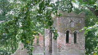 Tating HOCHDORFER GARTEN  Künstliche Ruine  Romantischer Spaziergang zur Musik Edvard Griegs [upl. by Oiramat]