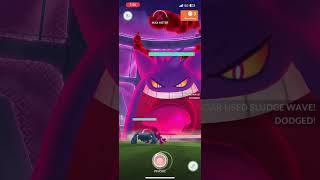 Soloing Gigantamax Gengar  Pokémon Go 💀 dynamax pokemongoshorts pokémongo pokemongo [upl. by Eatnoed]