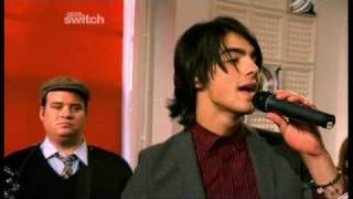 Jonas Brothers BBC Sound Performing Burnin Up ft Big Rob 111008 HQ [upl. by Lavina]