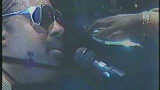 Stevie Wonder  Ribbon In The Sky Live in Tokyo Japan 1985 [upl. by Khalil129]