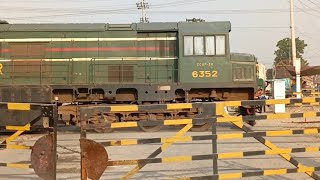 VIRAL RECORD BREAKING SPEEDY THREE TRAINS IN ONE FRAME TRAIN SPEED BROKEN THE LOCK OF GATE [upl. by Bendicta905]