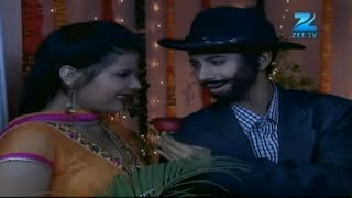 Mrs Kaushik Ki Paanch Bahuein  Ep435  Lovely कर रही Bushan बहन से Flirt  Full Episode  ZEE TV [upl. by Frodin849]