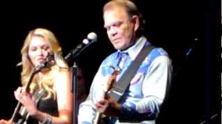 Glen Campbell Dueling Banjos live in Portland OR November 28 2012 [upl. by Bal]