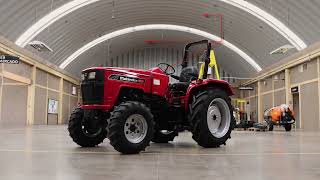 Tractor Mahindra 4025 [upl. by Eneles]