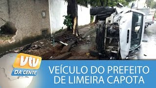 Caminhonete onde estava o prefeito de Limeira capotou [upl. by Gnes653]