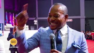 Shoking A SPY Husband Hiding in Church Crowd Pr Alph Lukau [upl. by Hcurob]