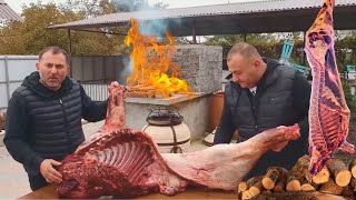 Cocinar canales de carne fresca en el pueblo  Cooking Delicious Meat From Fresh Beef In The Village [upl. by Vez692]