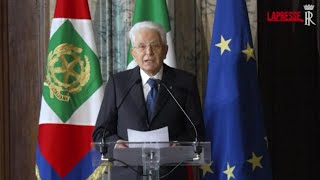 Parità salariale Mattarella quotDovere delle istituzioni di operare per renderla ovunque effettivaquot [upl. by Nyrmac605]