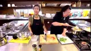 Valcoms Authentic Thai Green Curry Recipe [upl. by Hutchings]