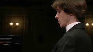 Rafał Blechacz – Chopin Piano Concerto No 1 in E minor Op 11 Live Vienna 2010 [upl. by Ajet829]