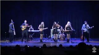 The Willis Clan  Plowin Song  Dollywood  2016 Third Show [upl. by Neelyam]