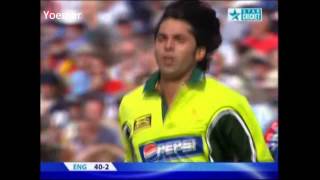 Mohammad Asif bowls Kevin Pietersen first ball [upl. by Lonna915]