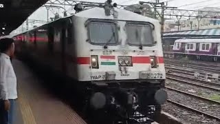 Lallaguda WAP7 with 12139 Sewagram Superfast Express train is arriving at Kalyan Junction [upl. by Amrac326]