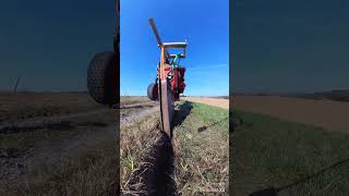 Glasfaser schnell und günstig in die Erde bringen huddigshorts kabelpflug cableplough [upl. by Kuehnel]