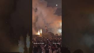 TRAVIS SCOTT INSANE CROWD IN LONDON travisscott playboicarti [upl. by Anaicilef]