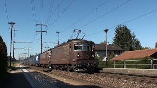 Re 425 177 quotZweisimmenquot amp Re 425 170 quotBrigGlisquot mit Güterzug in Lyssach [upl. by Read]