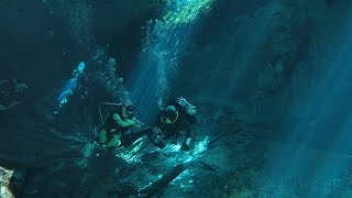 Buceo en el cenote Chac Mool [upl. by Atauqal]