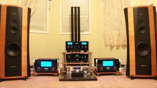 McIntosh MC601s  Mcintosh C2300  Mcintosh MCD 500 and SonusFaber Elipsa [upl. by Otilopih619]