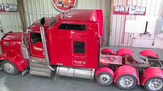 Removing a Kenworth AeroCab W900L sleeper Daycab company [upl. by Chessy]