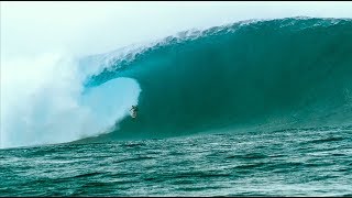 Makua Rothman Huge Wave Wipeout at Cloudbreak [upl. by Iden]