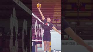 One hand set and the fastest spike 😲😜😲 volleyball shorts 🔥 volleyball volley spike shorts yt [upl. by Strep]