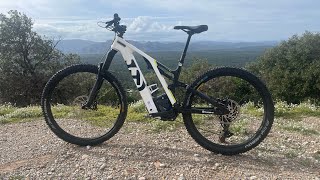 Présentation vtt Ebike husqvarna mc4 Carbon un top vélo [upl. by Kopple]