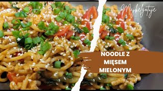 Noodle z mielonym mięsem drobiowym oraz warzywami  Chiński makaron z pak choi  MajkelGotuje [upl. by Nilsoj]