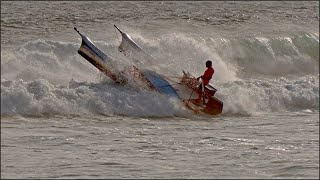 Granite Express vs a Gnarly Noosa Bar Sunday morning December 10 2023 [upl. by Millwater]