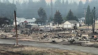 Wildfire in Weed California destroys homes thousands evacuated [upl. by Lleirbag]