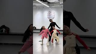 Dance with Confidence dance shortsdancevideo kpop hiphopdance hiphop [upl. by Berte]