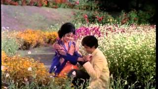 Sa Re Ga Ma Pa Bollywood Song Shashi Kapoor amp Hema Malini Abhinetri [upl. by Winny]