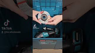 Makita GA004GD202 40v Angle Grinder Unboxing makita powertools tools unboxing twwholesale [upl. by Odlaumor]