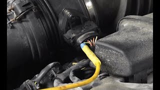 How to troubleshoot a faulty MAF sensor Mercedes Benz [upl. by Arley]