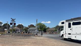 High St Railway Crossing Seymour [upl. by Hoagland]