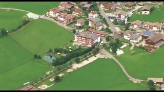 Südtirol PARAGLIDEN Gitschberg Meransen aus der Höhe [upl. by Seibold]