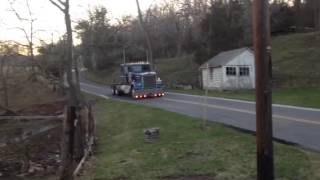 Kenworth w900b cummins powered on the jake brake [upl. by Mell]