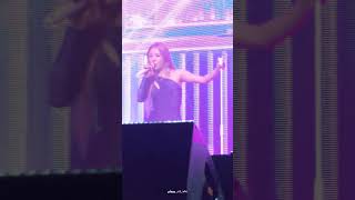 240326 WHEE IN THE MOOD BEYOND  HONGKONG water colorEASY cut 휘인 세로 직캠 WHEEIN FANCAM [upl. by Eveleen763]