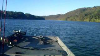 25 hp tohatsu on lake austin [upl. by Eiknarf173]