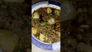 How to make recipe by jannats kitchen  beef aloo matar Qeema Hare masle m bana bhuna Qeema [upl. by Keith]