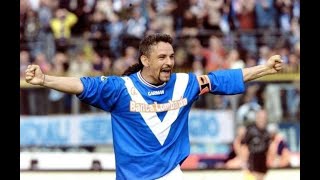 Roberto Baggio top 5 goals for Brescia Calcio 20002004 • Il Divin Codino [upl. by Edlihtam371]